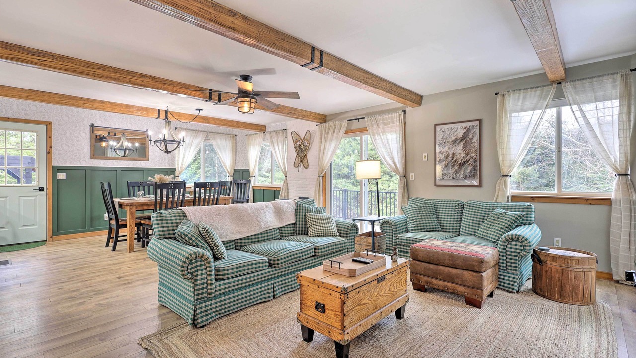 Photo of Livingroom in Chestertown
