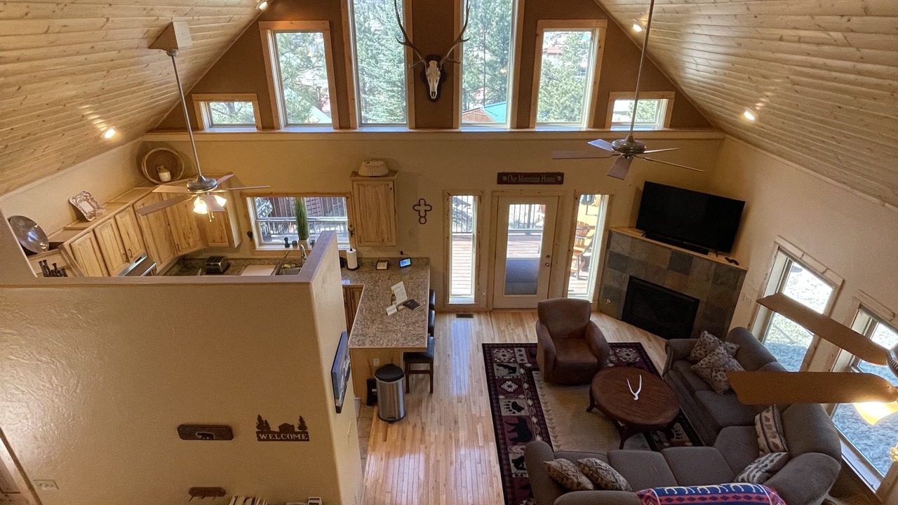 Photo of Livingroom in Lake City