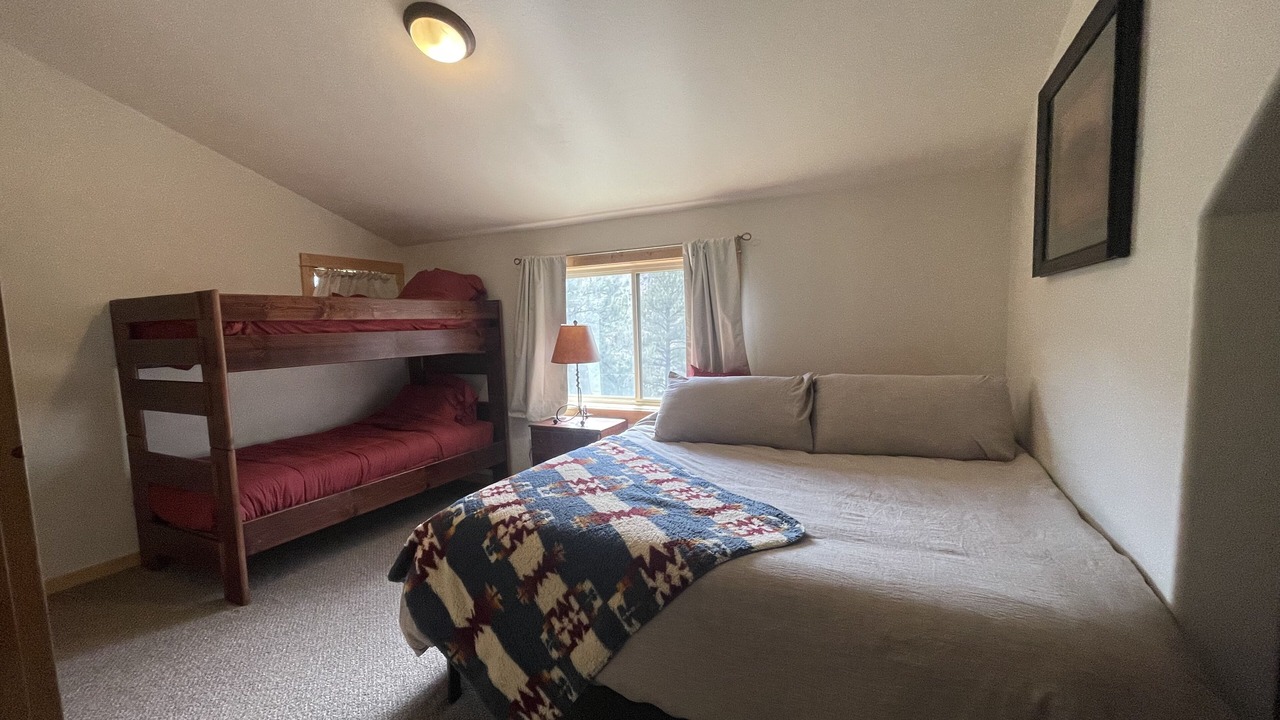 Photo of Bedroom in Lake City