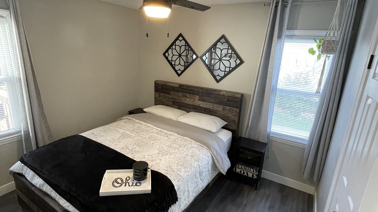 Photo of Bedroom in Eastlake