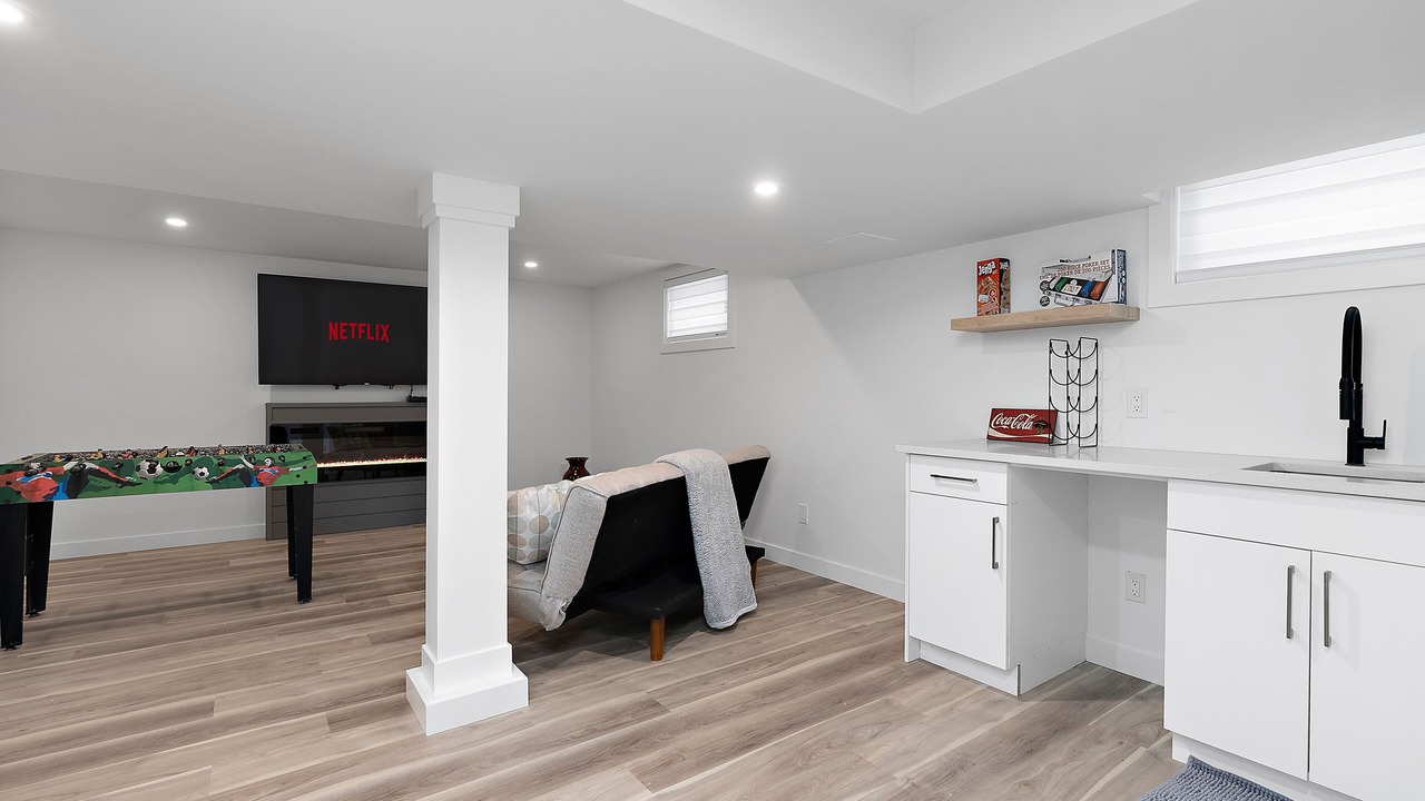 Photo of Livingroom in West Edmonton