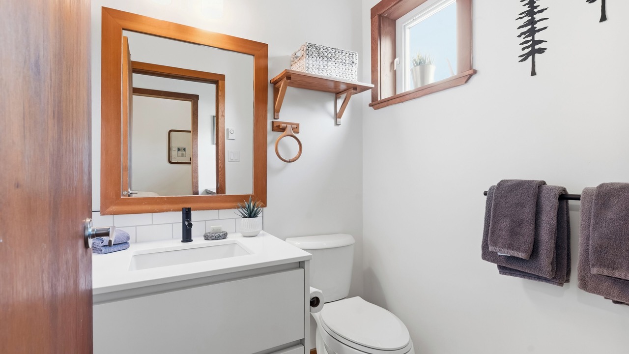Photo of Bathroom in Ucluelet