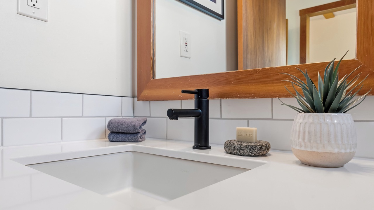 Photo of Bathroom in Ucluelet