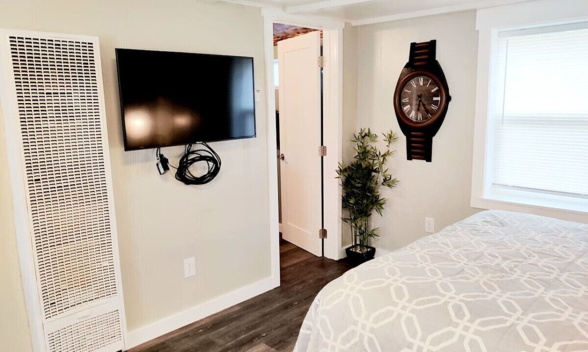 Photo of Bedroom in Glenwood Springs