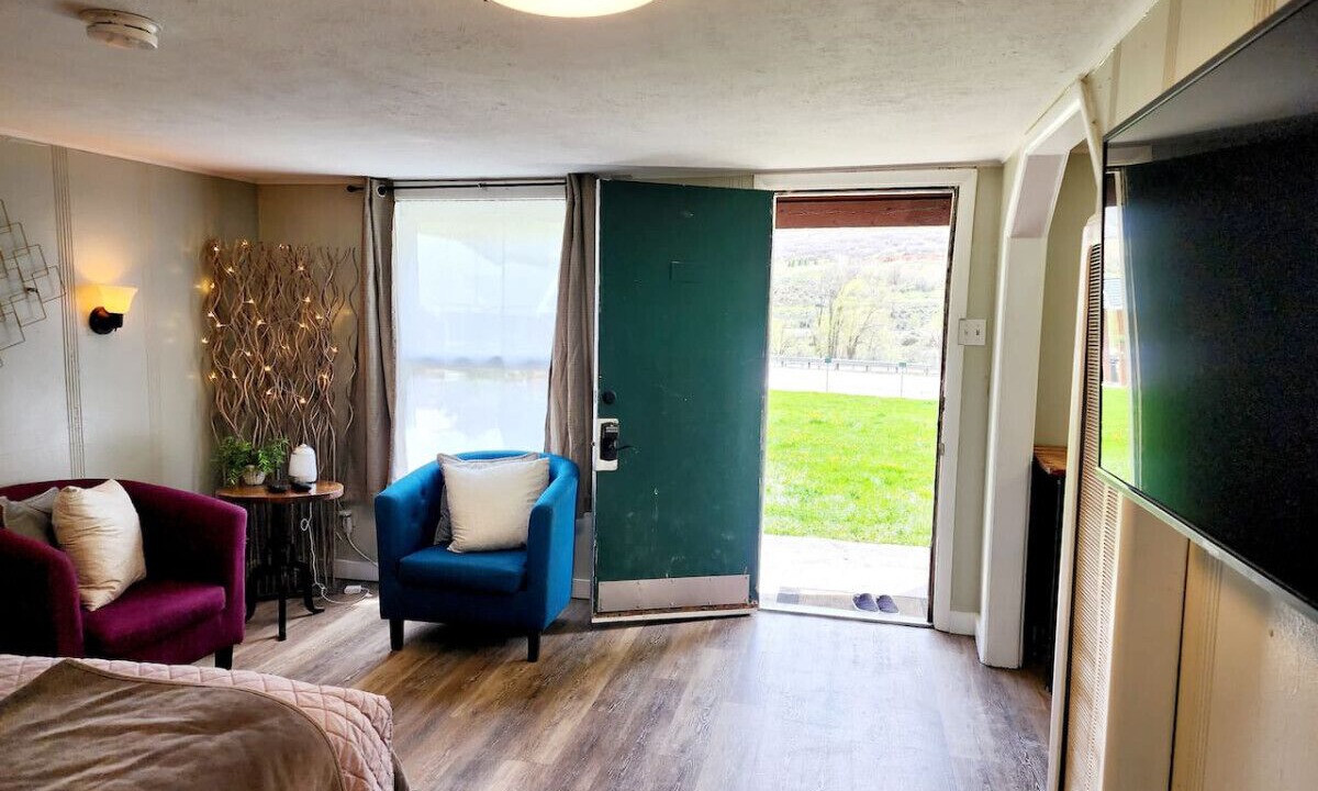 Photo of Bedroom in Glenwood Springs