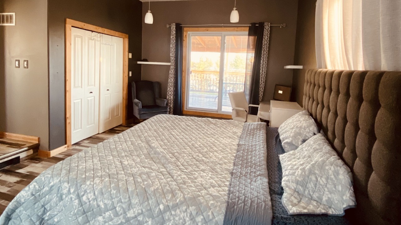 Photo of Bedroom in County of Vermilion River