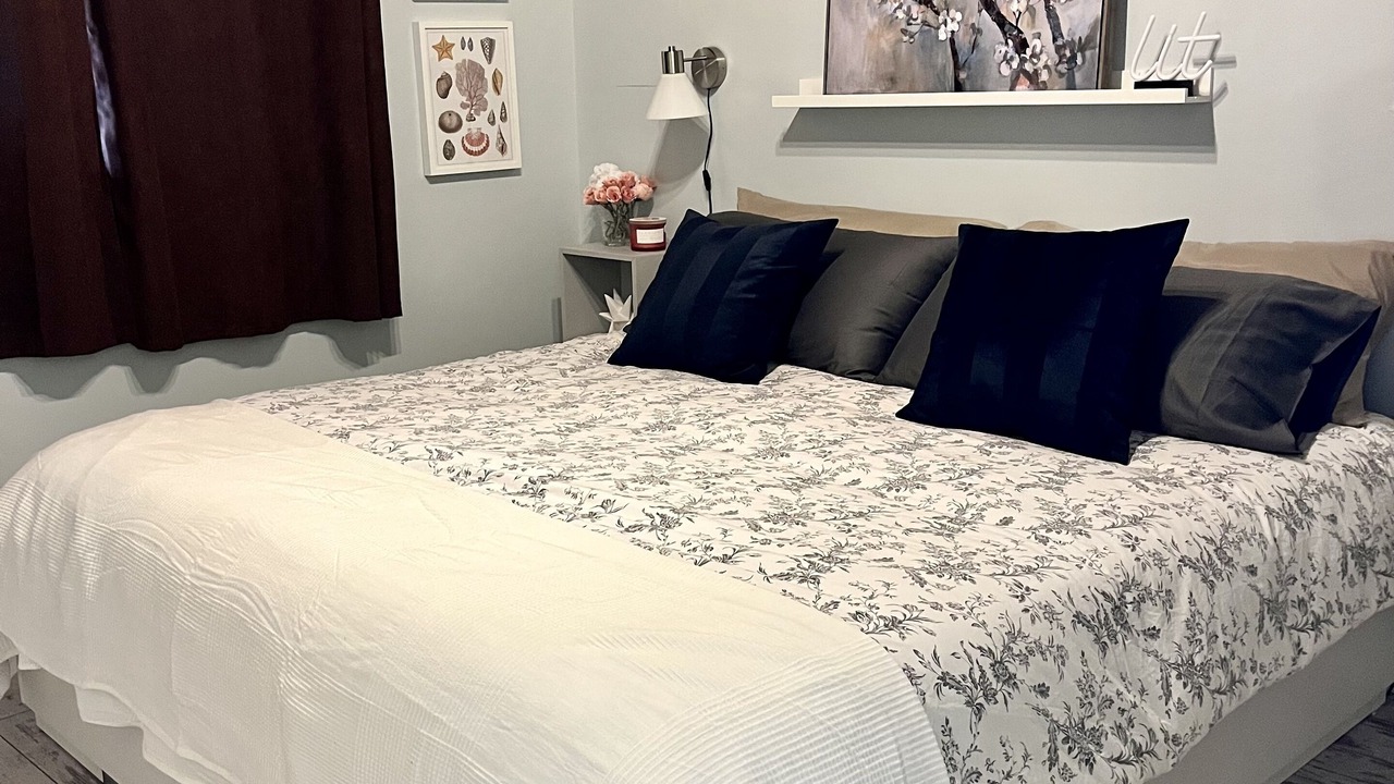 Photo of Bedroom in Alberta Beach