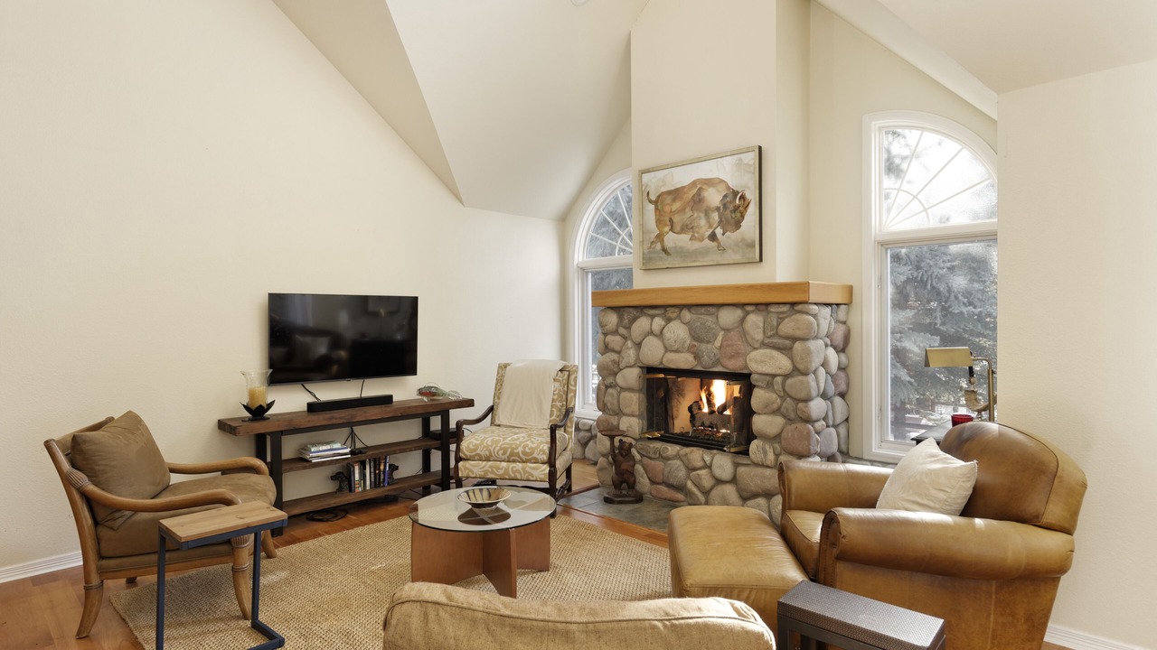 Photo of Livingroom in Basalt