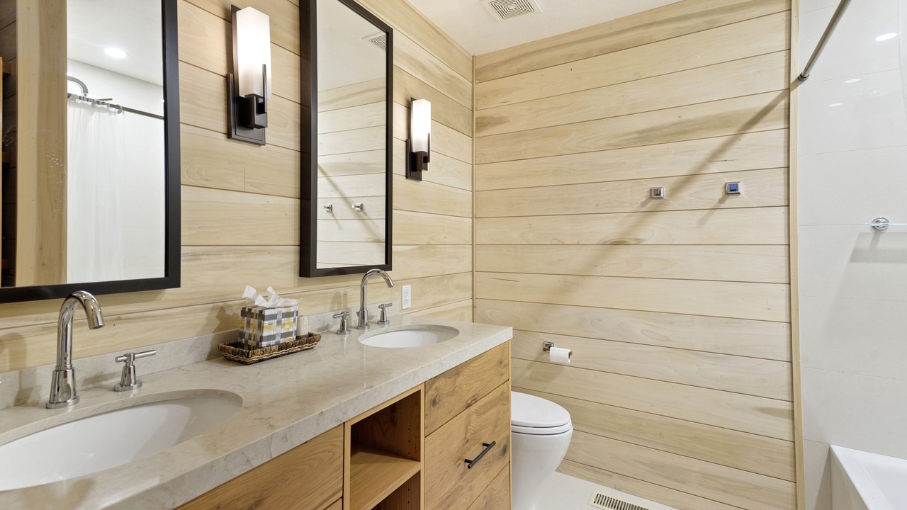 Photo of Bathroom in Basalt