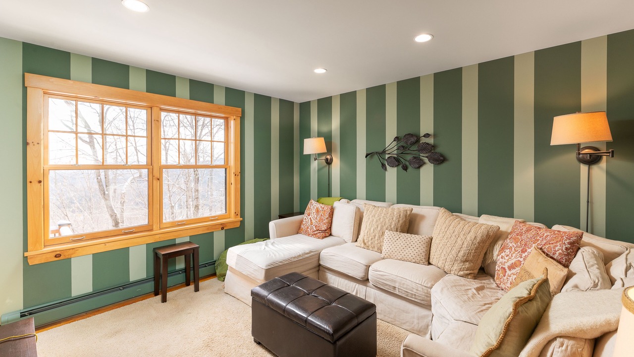 Photo of Livingroom in Sunday River Area