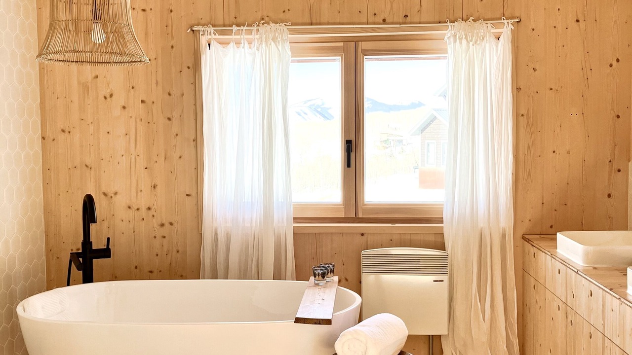 Photo of Bathroom in Crested Butte South