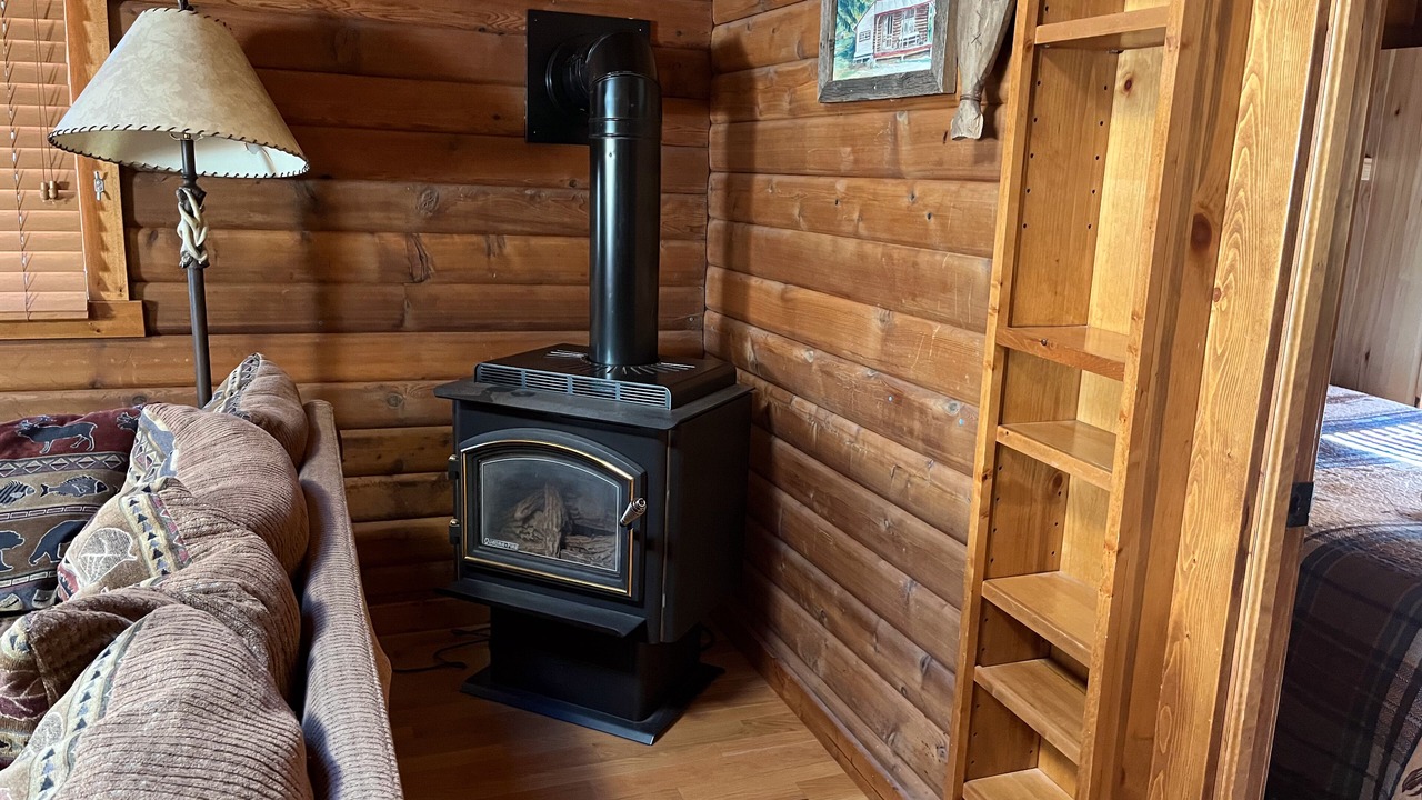 Photo of Bedroom in Almont