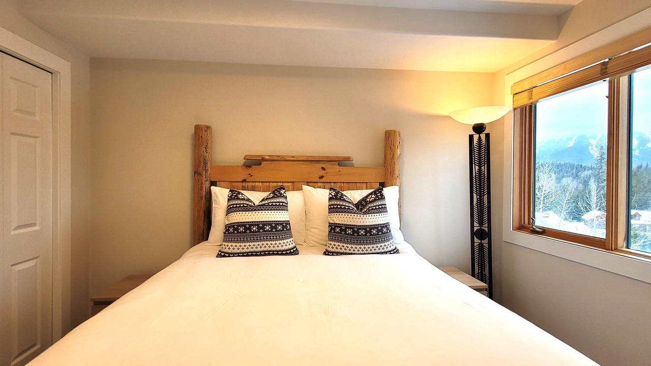 Photo of Bedroom in East Kootenay