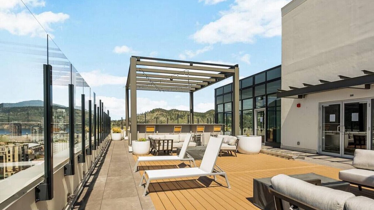 Photo of Patio Balcony in Downtown Kelowna