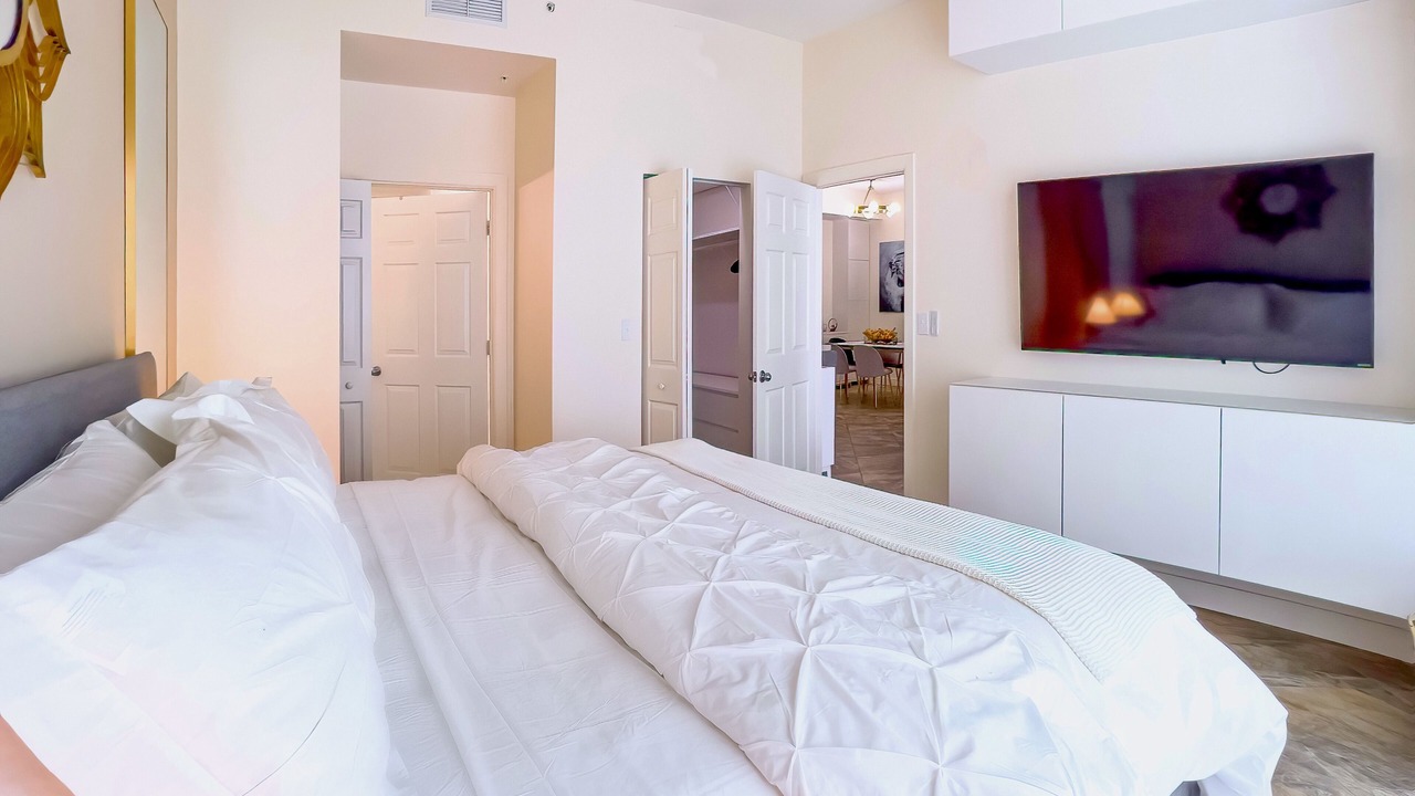 Photo of Bedroom in South Palm Park Neighborhood Association