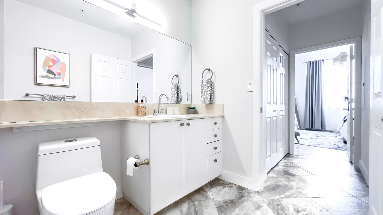 Photo of Bathroom in South Palm Park Neighborhood Association