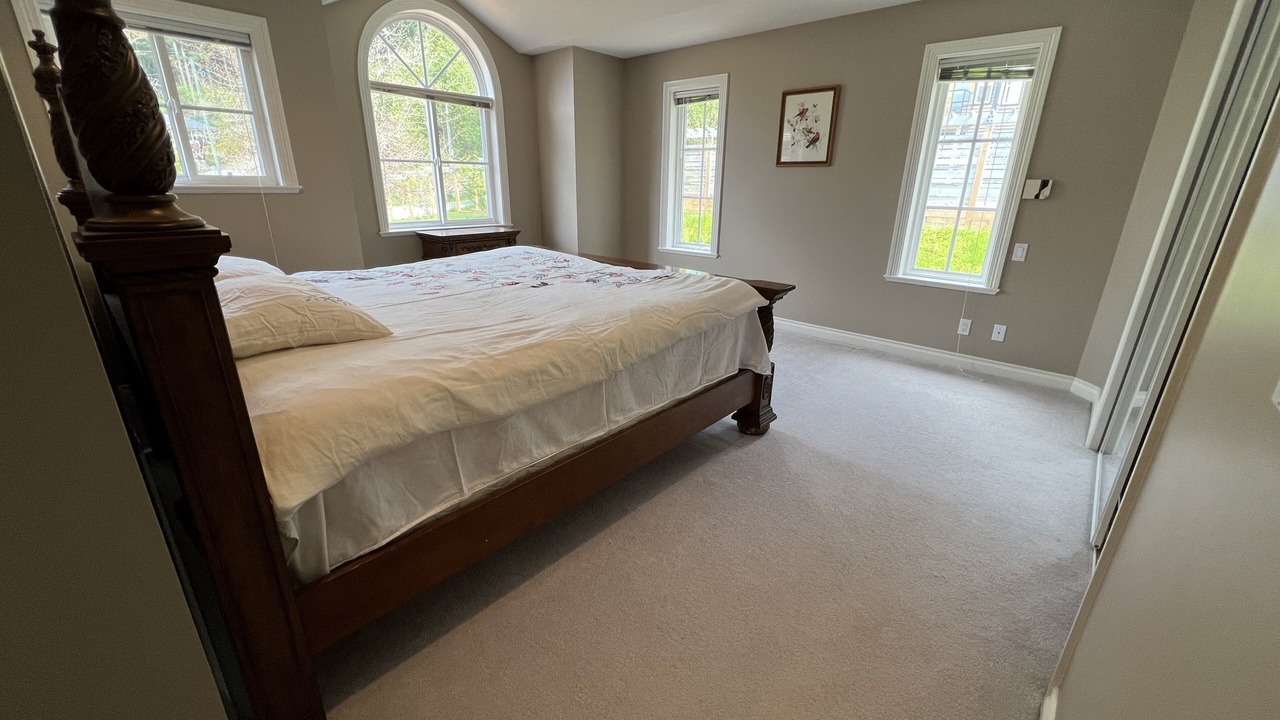 Photo of Bedroom in Anmore
