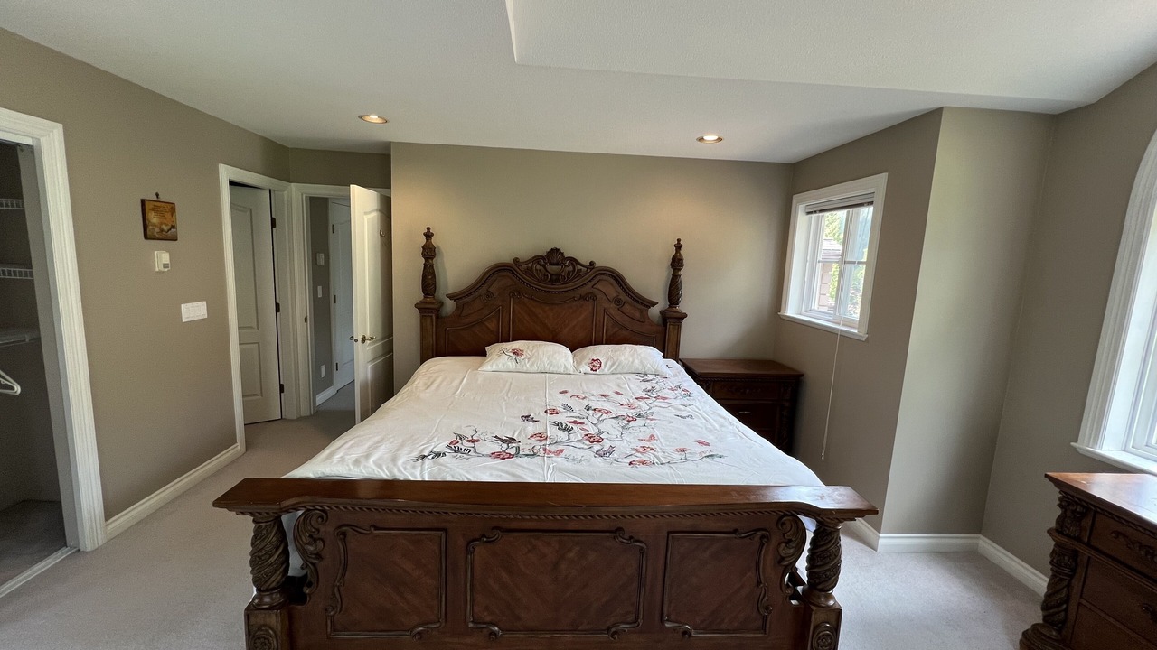 Photo of Bedroom in Anmore