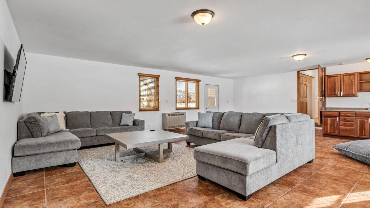 Photo of Livingroom in Basalt