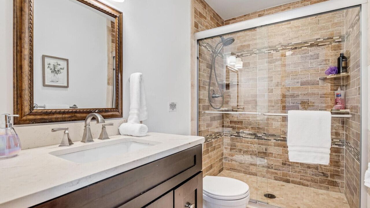 Photo of Bathroom in Basalt