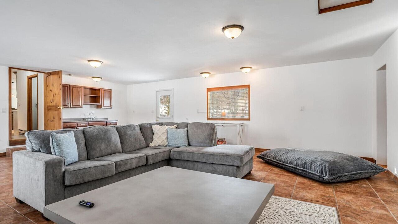 Photo of Livingroom in Basalt