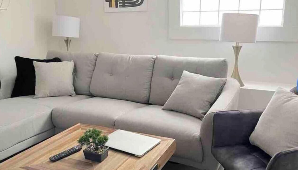 Photo of Livingroom in Kitsilano