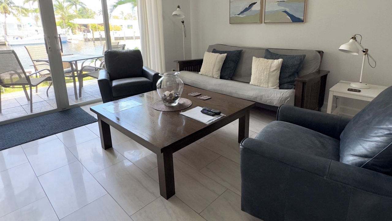 Photo of Livingroom in Harbor Village