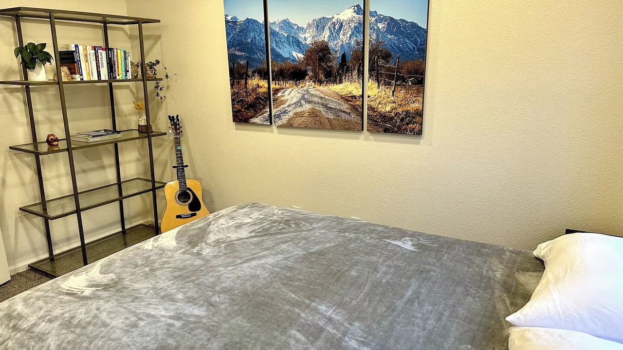Photo of Bedroom in Jefferson Gardens
