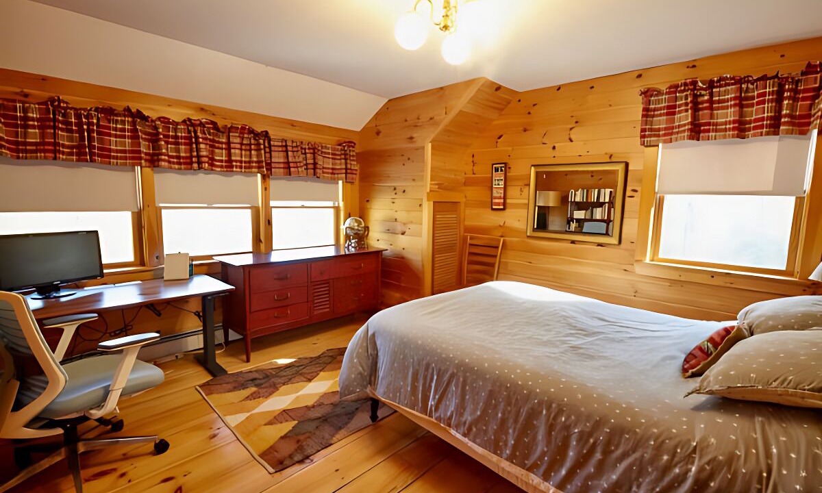 Photo of Bedroom in Mount Holly
