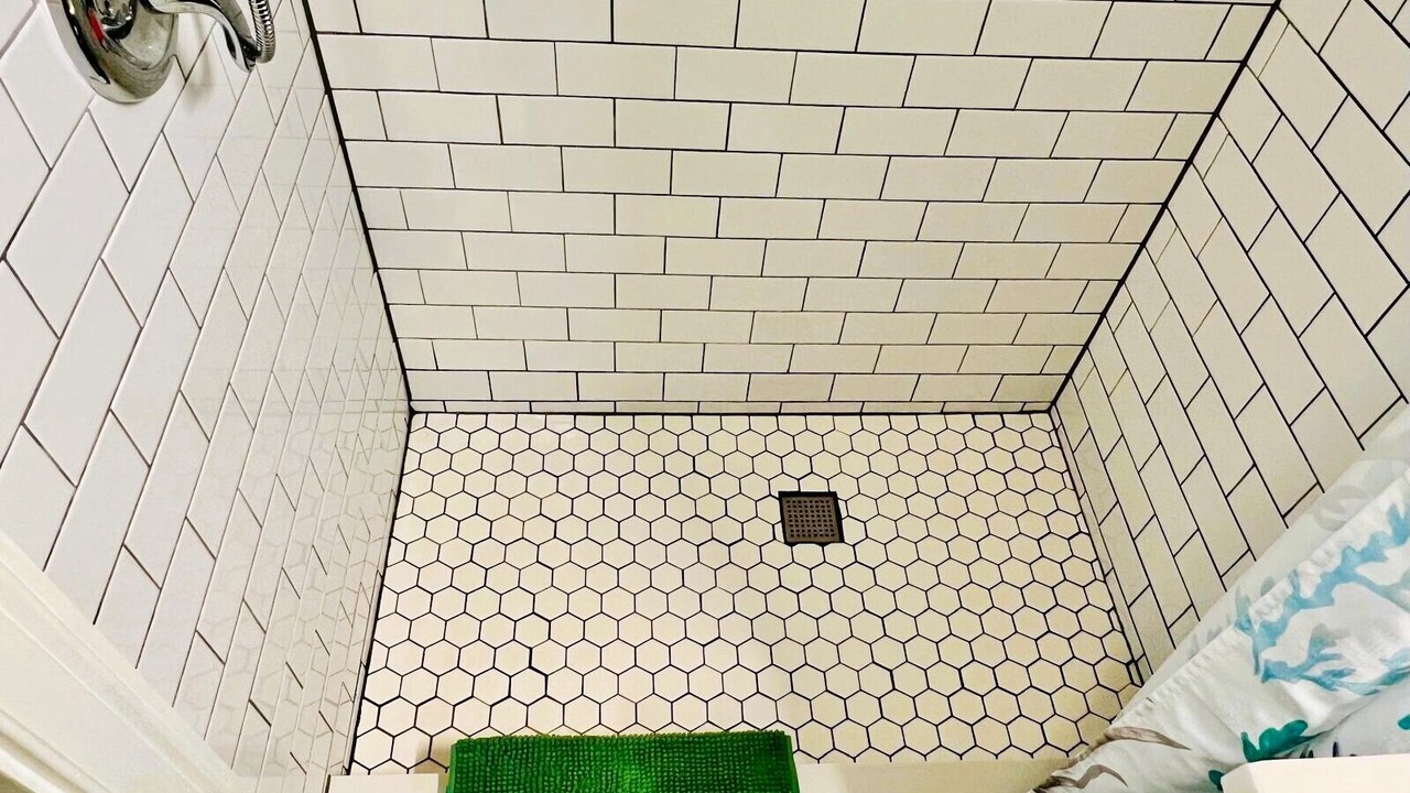 Photo of Bathroom in Parrot Cove
