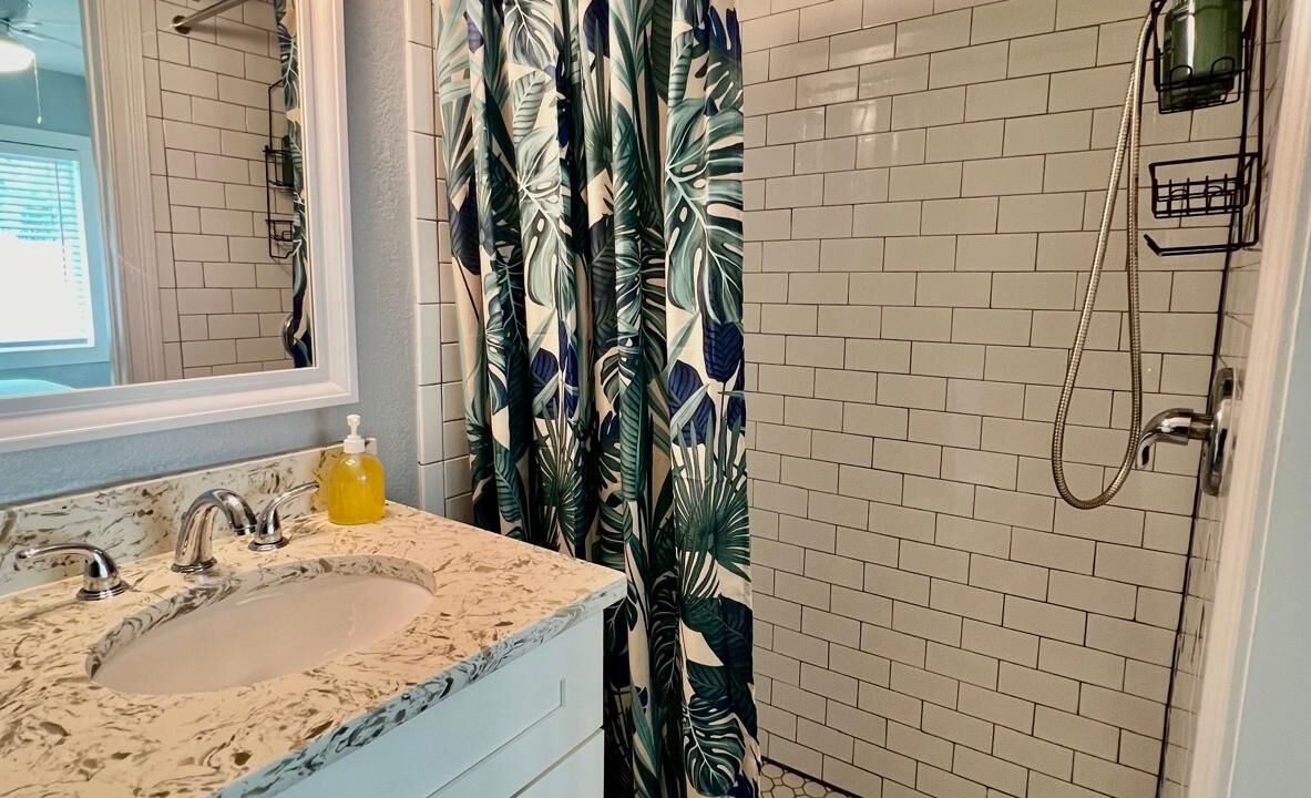 Photo of Bathroom in Parrot Cove