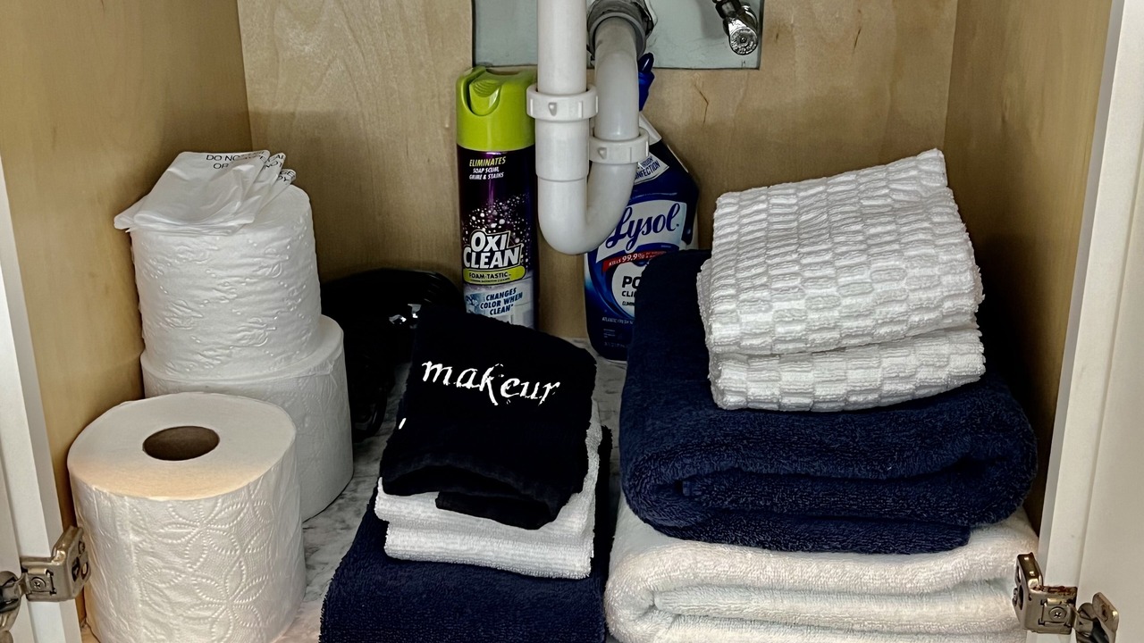 Photo of Bathroom in Parrot Cove
