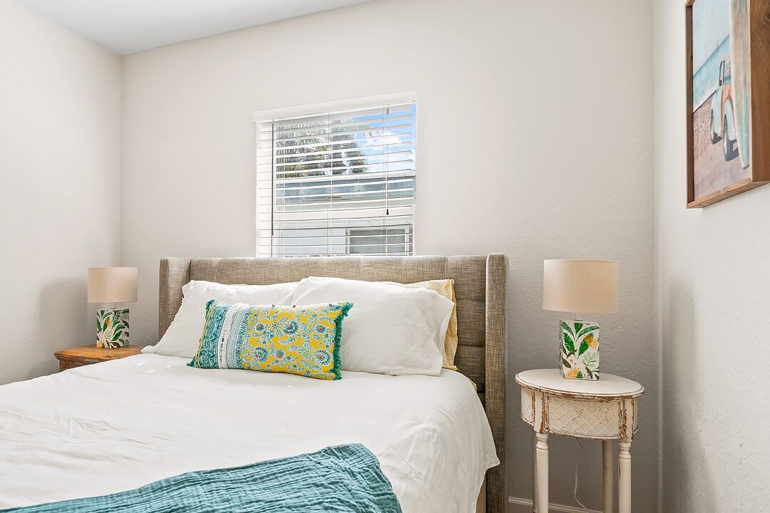 Photo of Bedroom in Parrot Cove