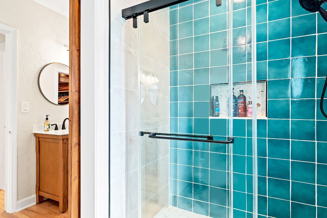 Photo of Bathroom in Parrot Cove