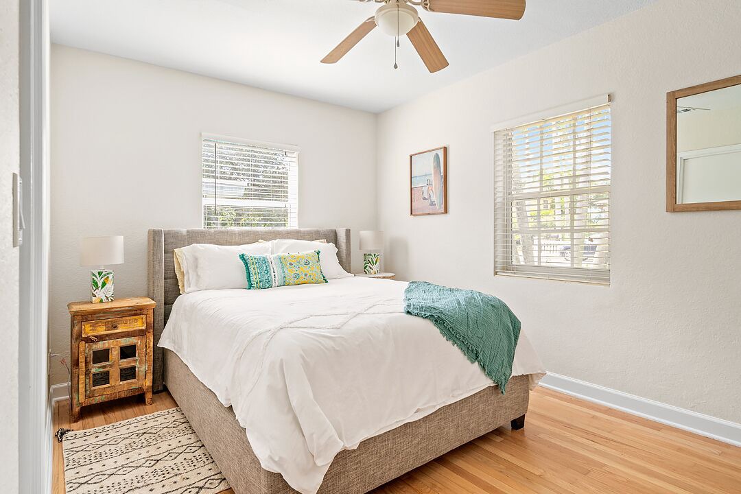 Photo of Bedroom in Parrot Cove