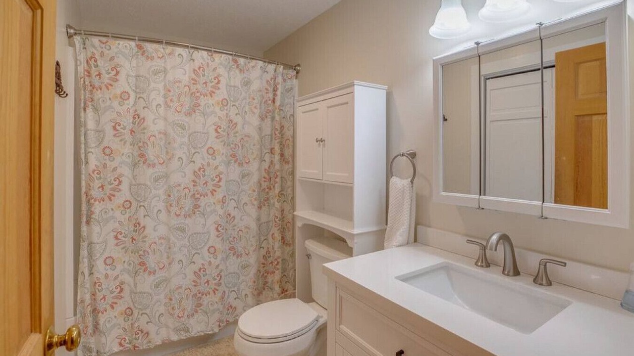 Photo of Bathroom in Lincoln