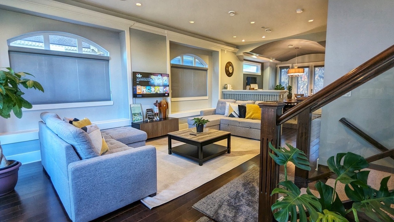 Photo of Livingroom in Marpole