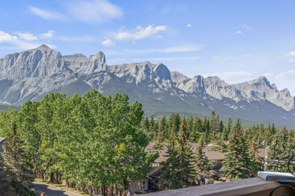 Photo of Patio Balcony in Canmore