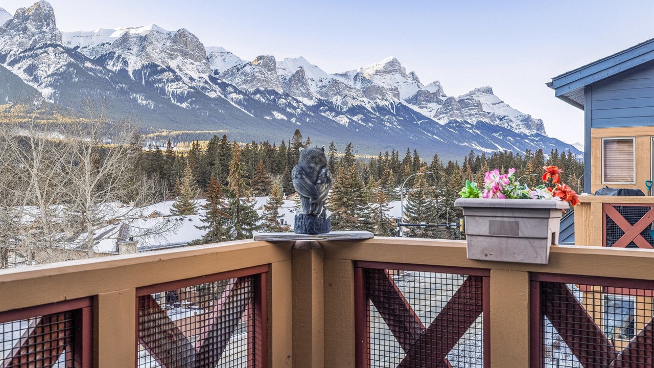 Photo of Patio Balcony in Canmore