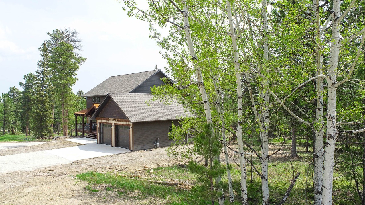 Photo of Outdoor in Lead