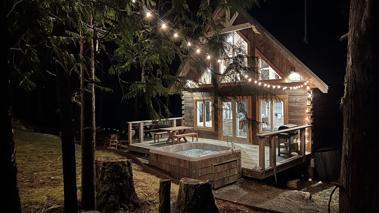 Photo of Patio Balcony in Shawnigan Lake