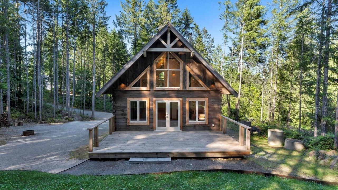 Photo of Outdoor in Shawnigan Lake