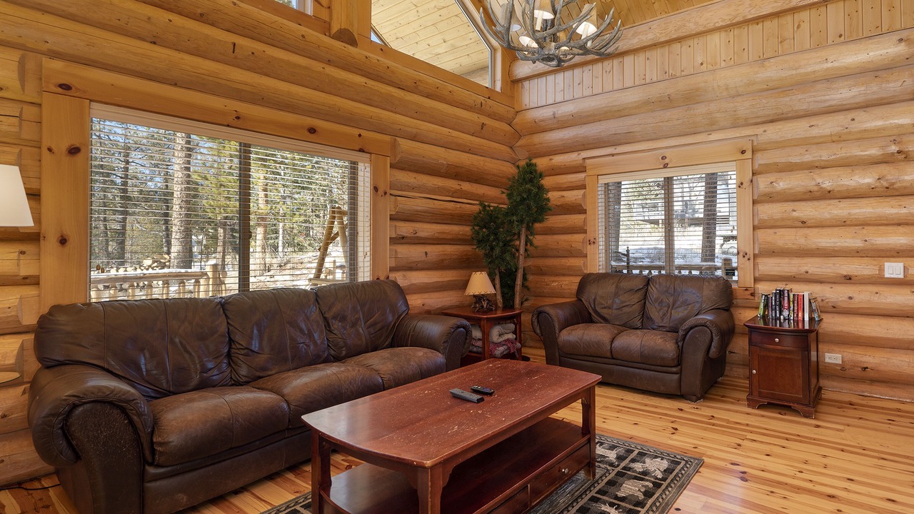 Photo of Livingroom in Grand Lake