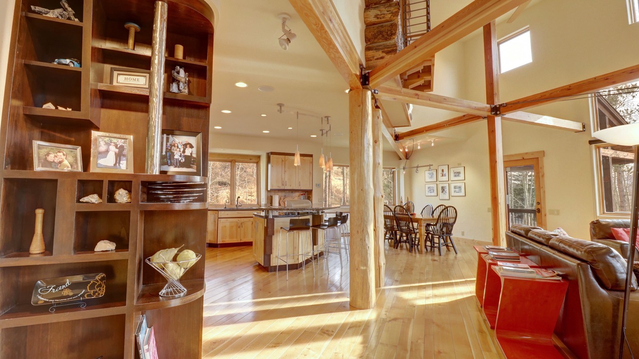 Photo of Bedroom in Hamilton Creek