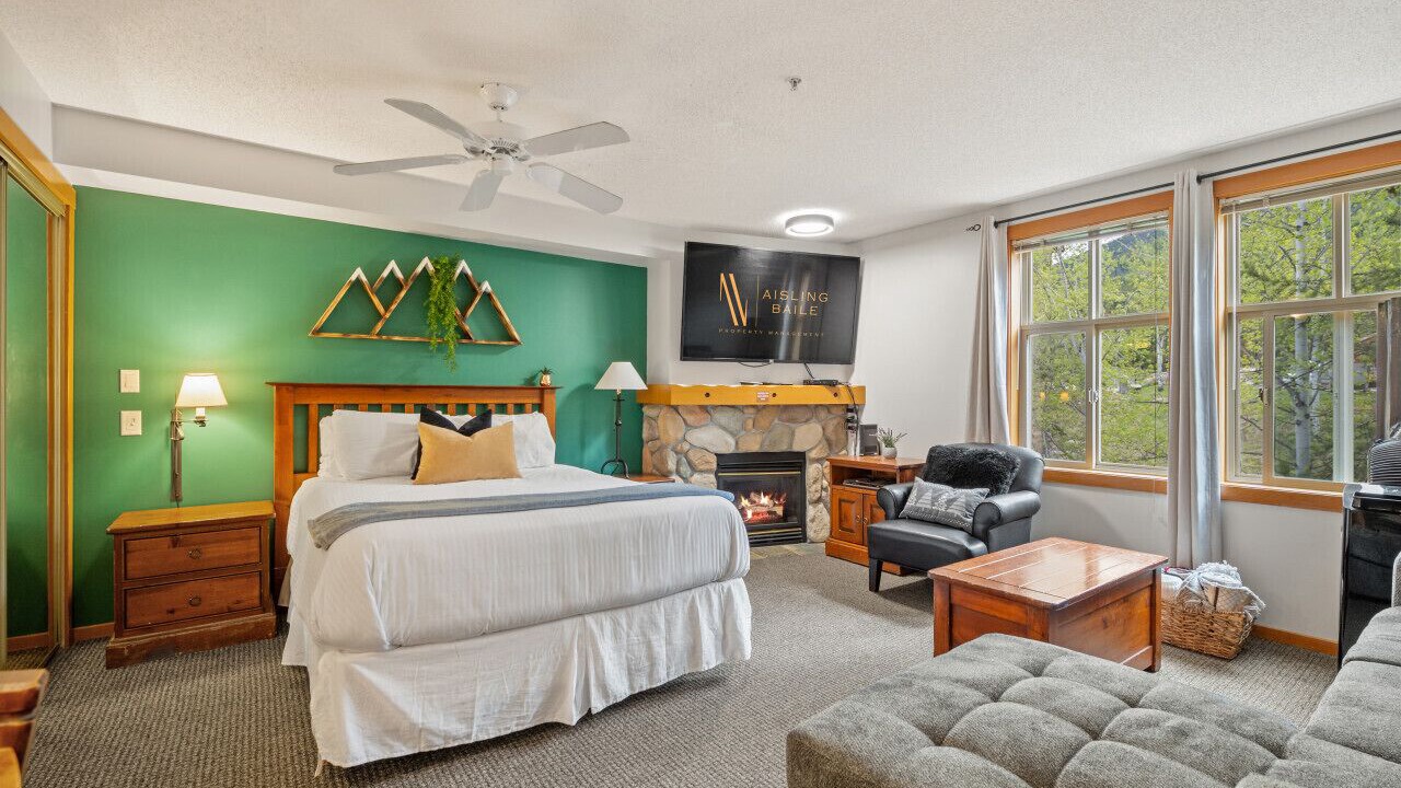 Photo of Bedroom in East Kootenay