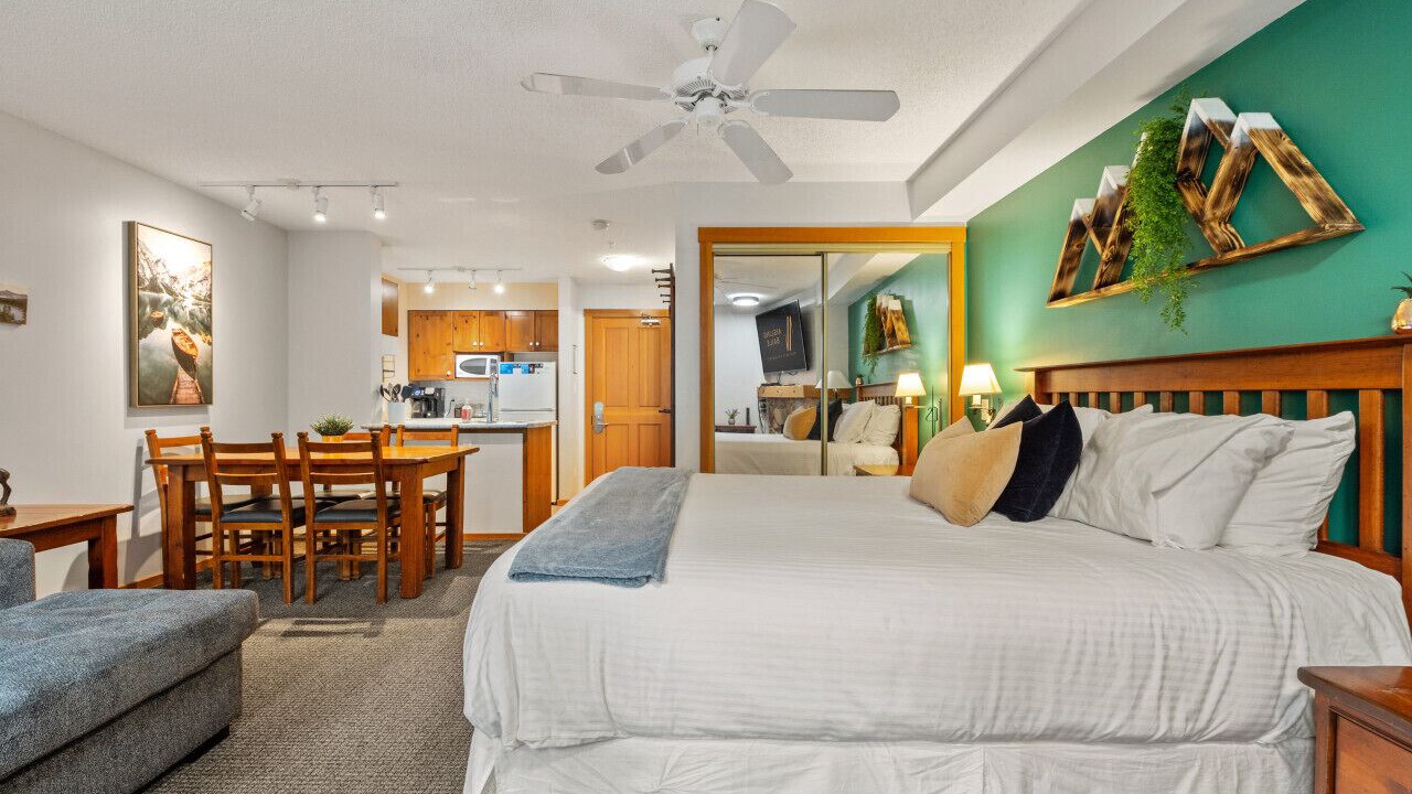 Photo of Bedroom in East Kootenay