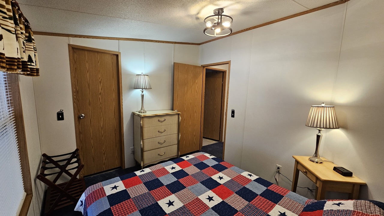 Photo of Bedroom in Pittsburg