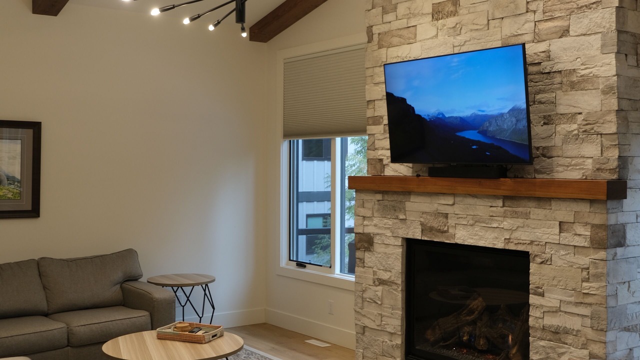 Photo of Livingroom in East Kootenay