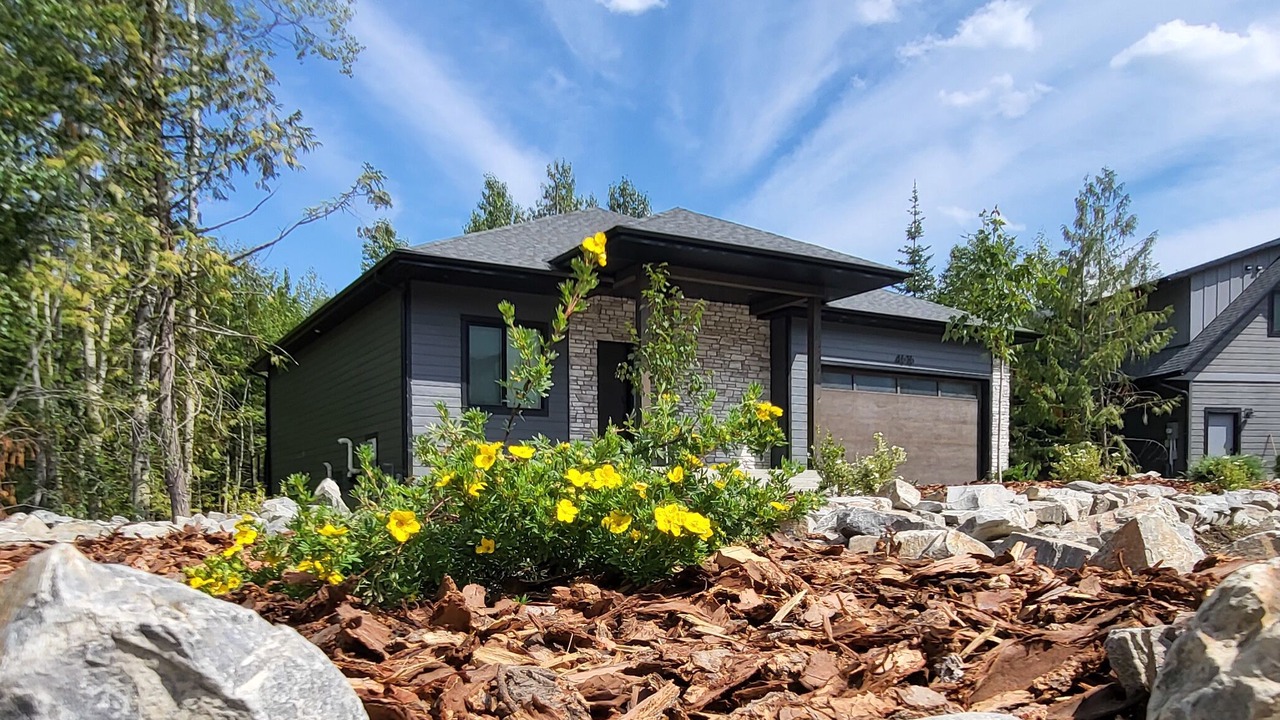 Photo of Others in East Kootenay