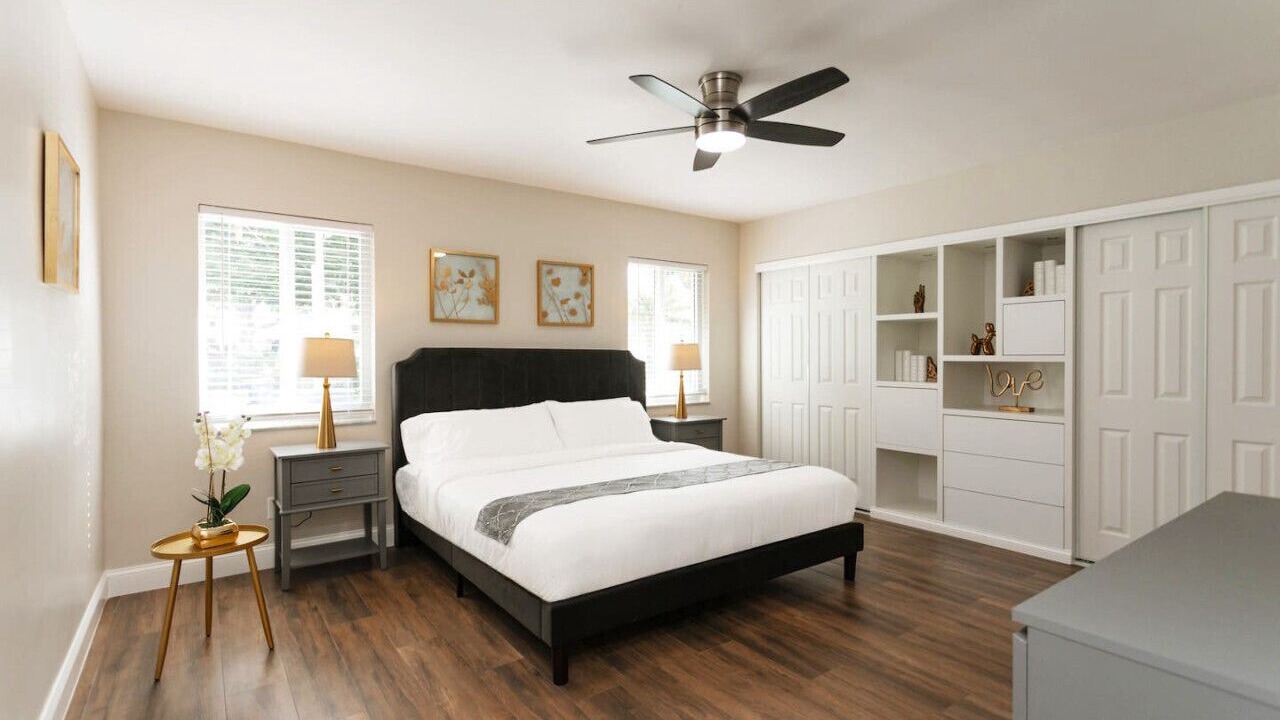 Photo of Bedroom in Dania Beach